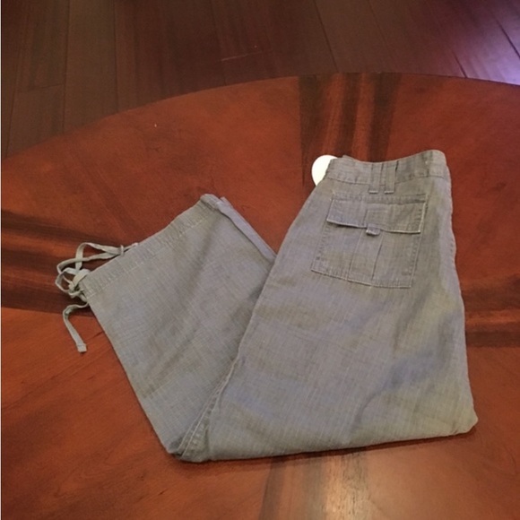 Low Rise Cargo Capris- JR size 7 - Picture 12 of 12